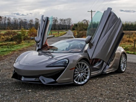 A Bordo Da McLaren 570 Gt