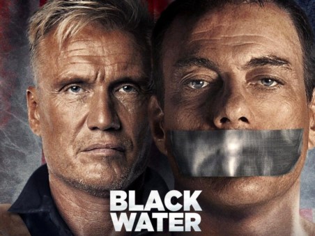 Black Water: Perigo no Oceano