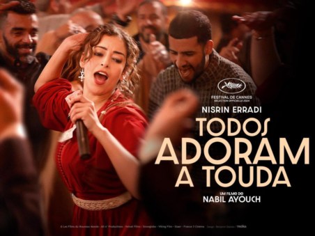 Todos Adoram a Touda