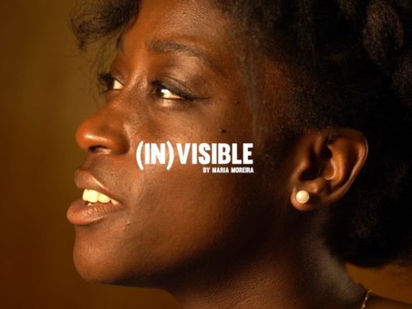 (In)Visible