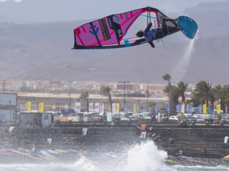 Wind and Waves Gran Canaria