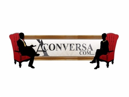À Conversa Com...