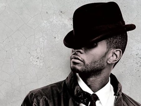 Usher - Omg Tour (Live from London)